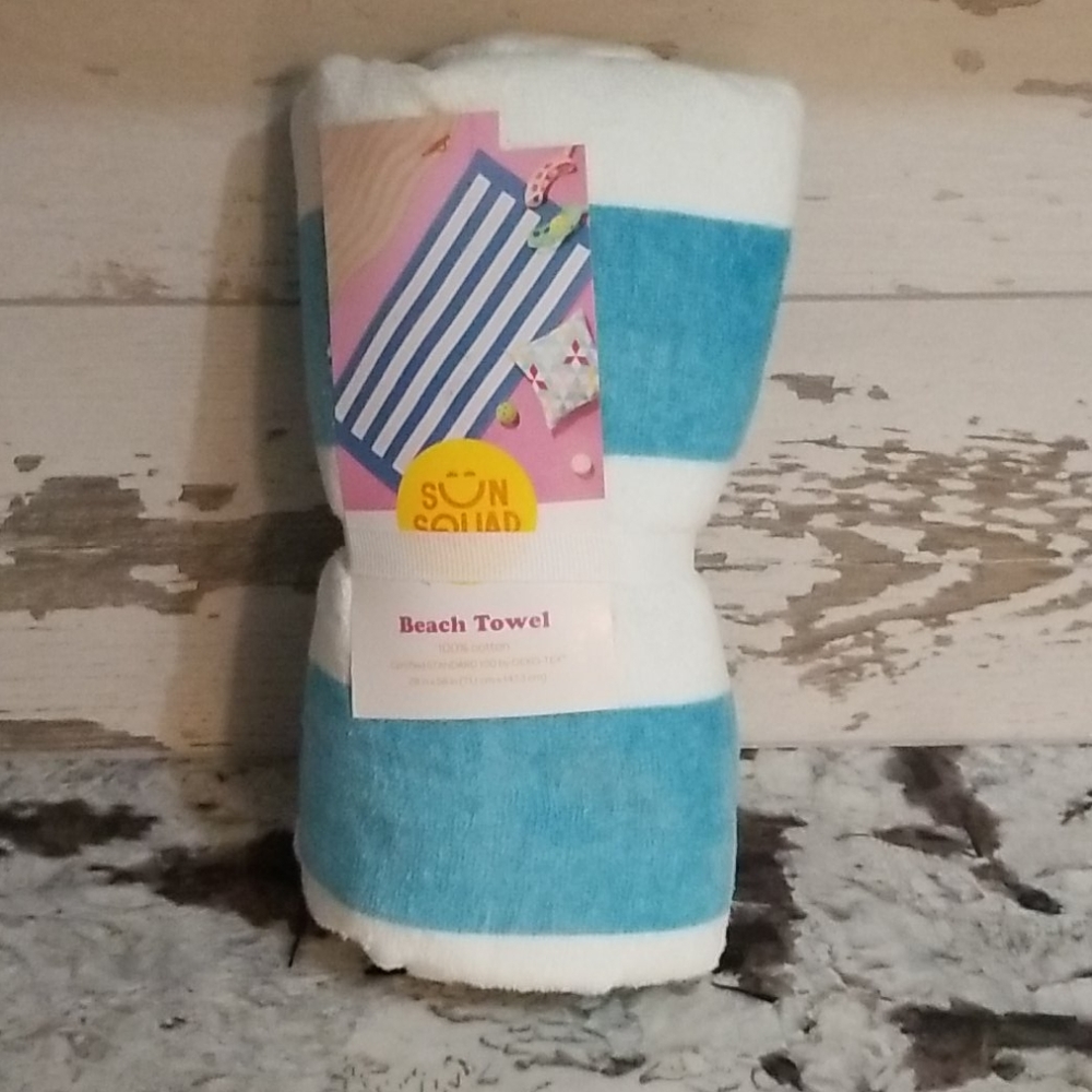 NWT Beach towel by Sun Squad